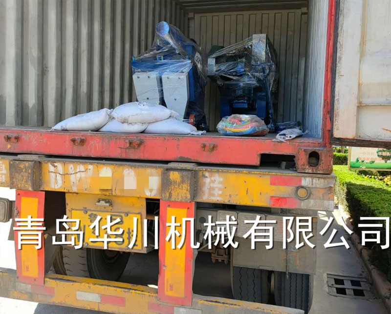 路面拋丸機(jī)設(shè)備裝車